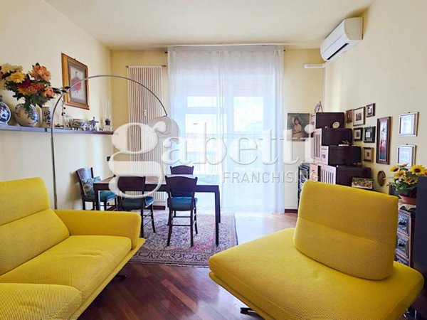 appartamento in vendita a Milano in zona Isola