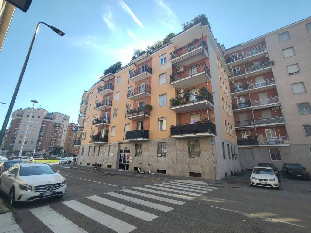 appartamento in vendita a Milano in zona Bovisa
