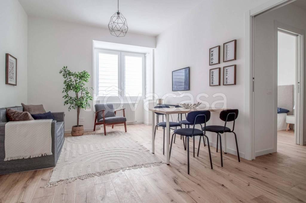 appartamento in vendita a Milano in zona Maggiolina