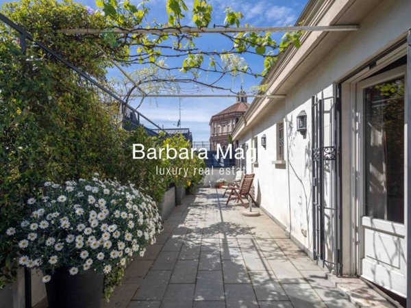 casa indipendente in vendita a Milano in zona Guastalla