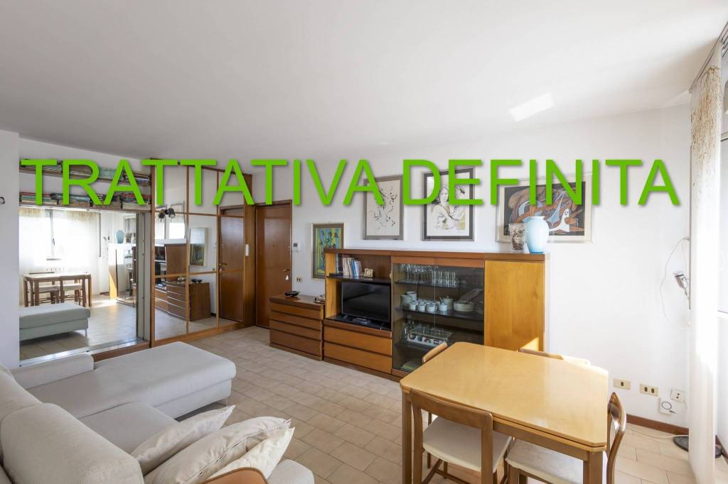 appartamento in vendita a Milano in zona Famagosta