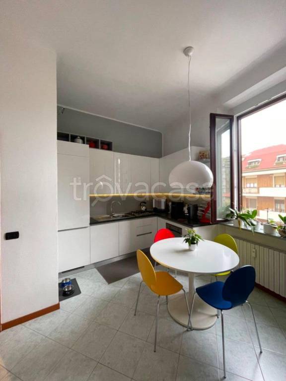 appartamento in vendita a Milano in zona Isola