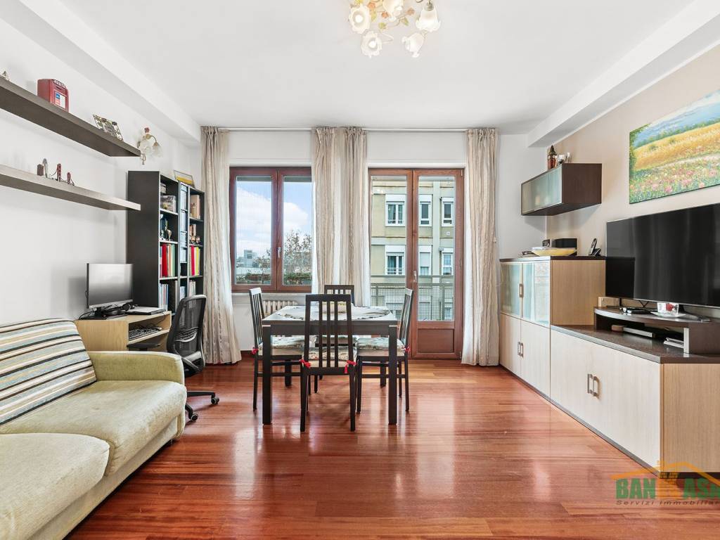 appartamento in vendita a Milano in zona Maggiolina