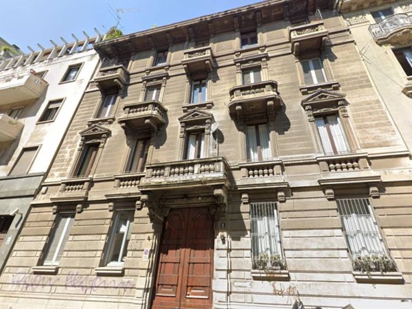 appartamento in vendita a Milano in zona Sempione