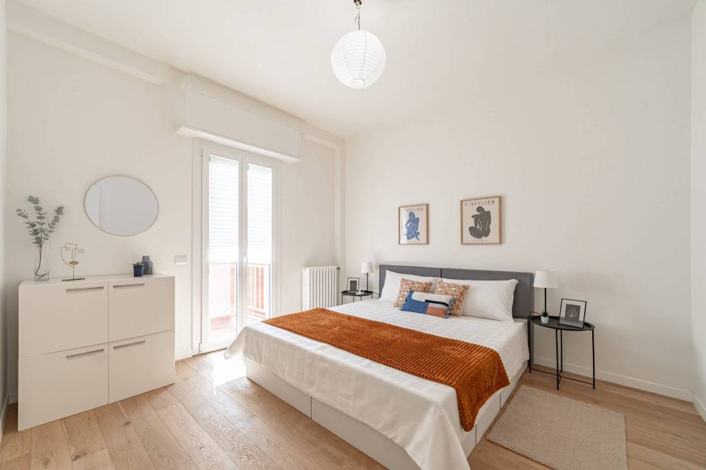 appartamento in vendita a Milano in zona Lorenteggio