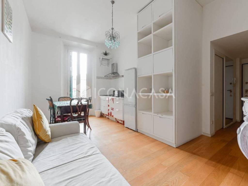 appartamento in vendita a Milano in zona Città Studi