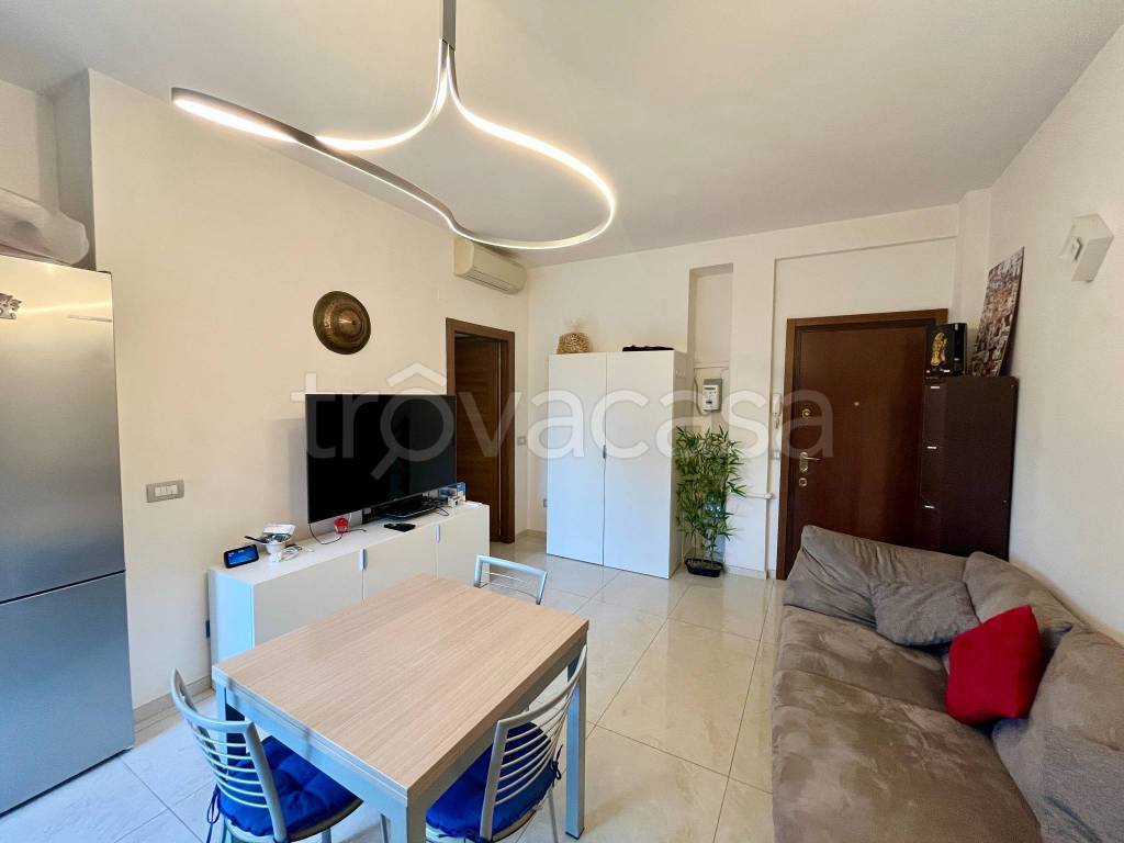 appartamento in vendita a Milano in zona Crescenzago