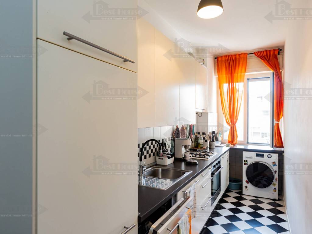 appartamento in vendita a Milano in zona Città Studi