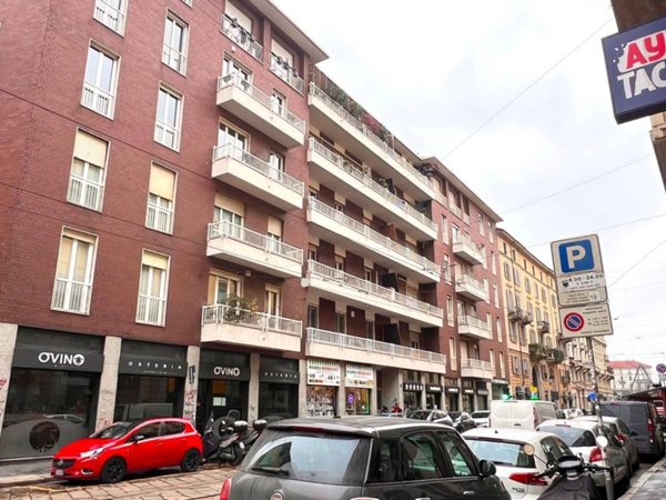 appartamento in vendita a Milano in zona Porta Ticinese