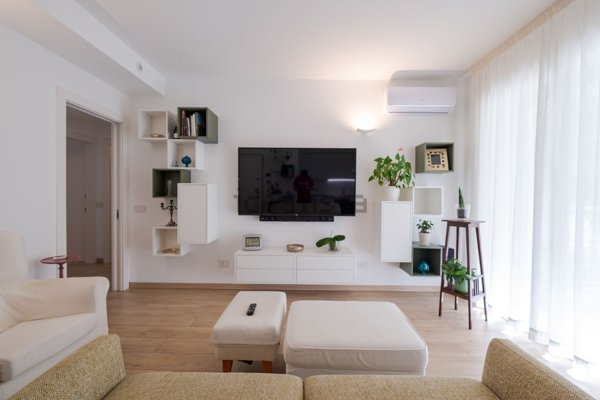 appartamento in vendita a Milano in zona Lorenteggio