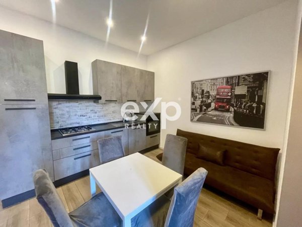 appartamento in vendita a Milano in zona Morivione