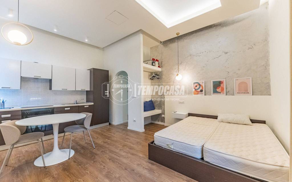 appartamento in vendita a Milano in zona Isola