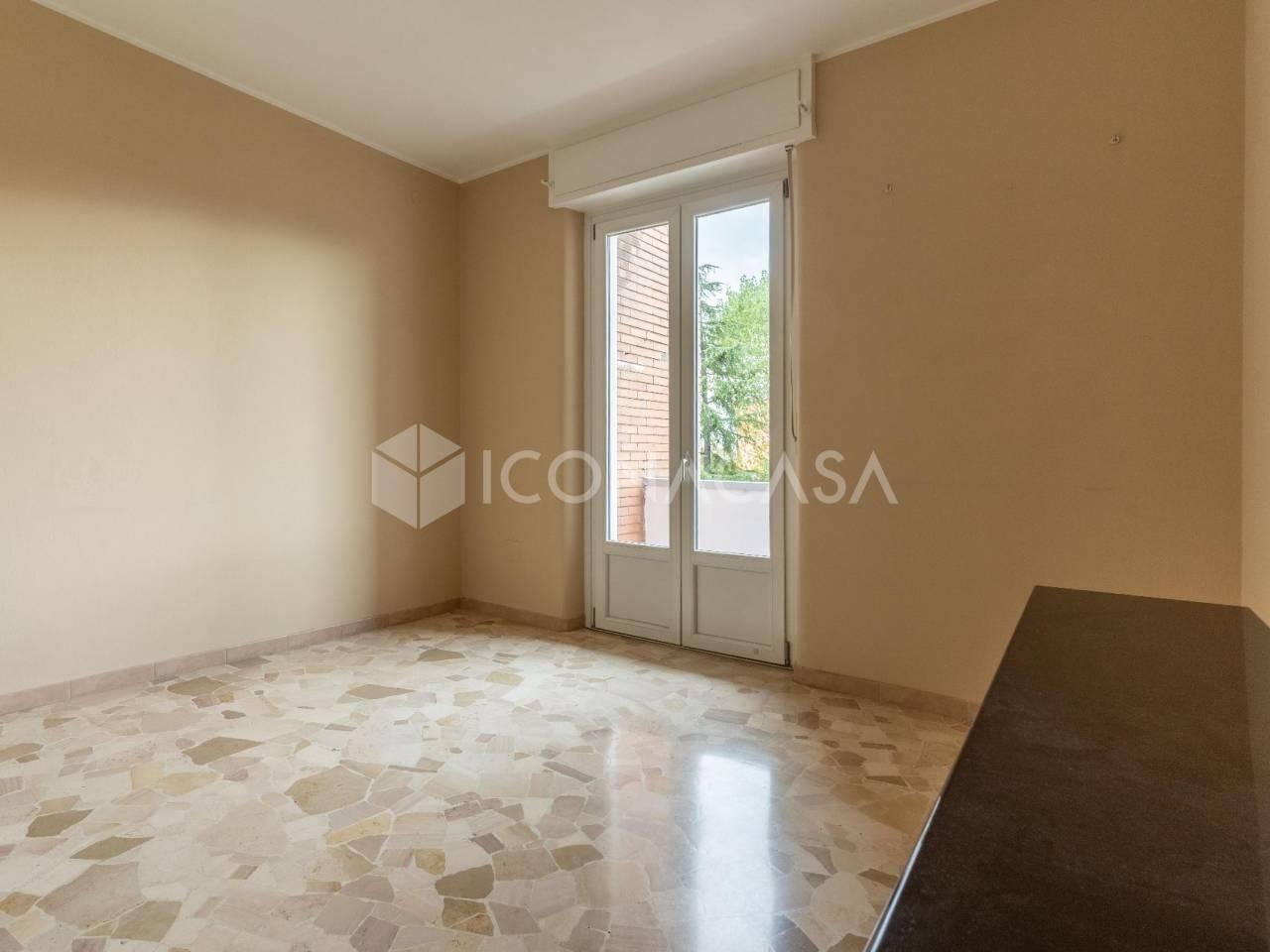 appartamento in vendita a Milano in zona Corvetto