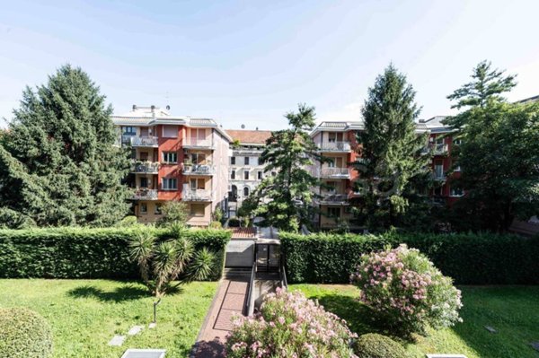 appartamento in vendita a Milano in zona Gorla