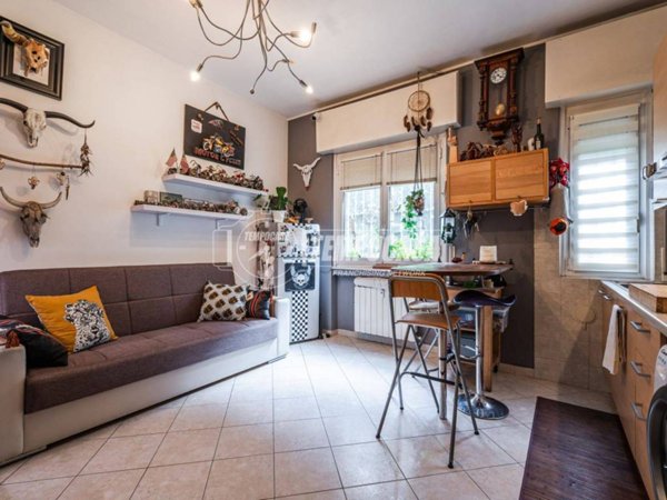 appartamento in vendita a Milano in zona Rottole