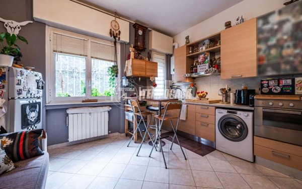 appartamento in vendita a Milano in zona Rottole