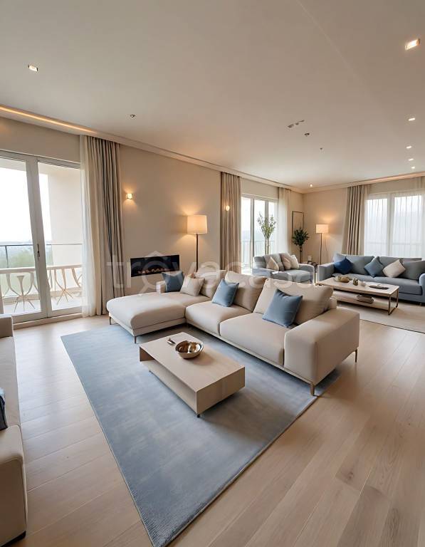 appartamento in vendita a Milano in zona Cadorna