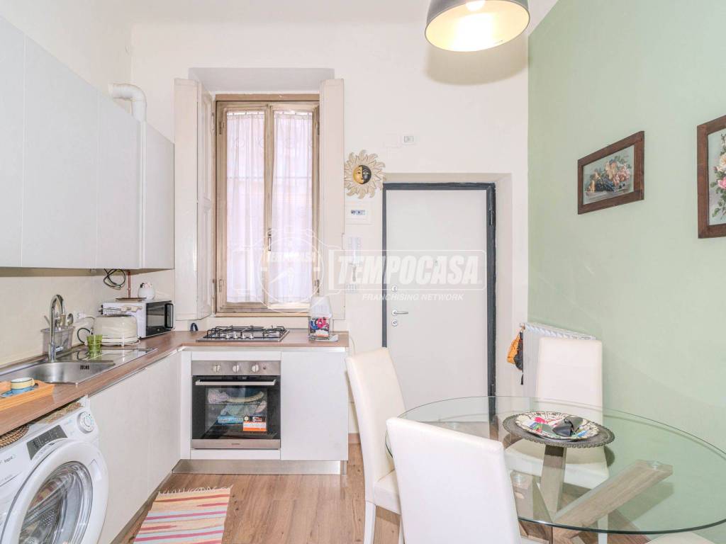 appartamento in vendita a Milano in zona Piazzale Lodi