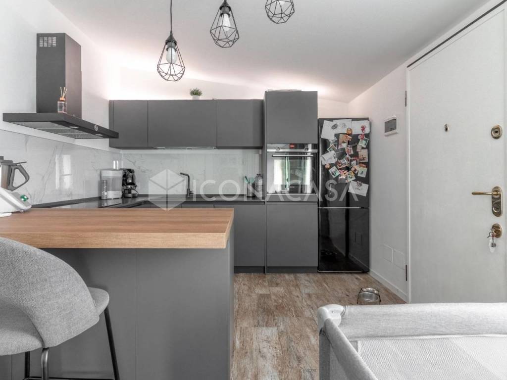 appartamento in vendita a Milano in zona Corvetto