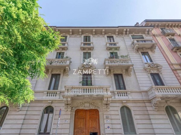 appartamento in vendita a Milano in zona Porta Garibaldi