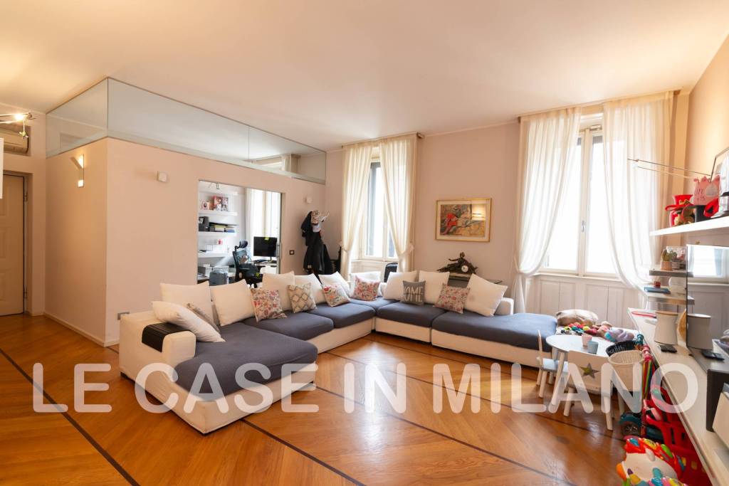 appartamento in vendita a Milano in zona Sempione