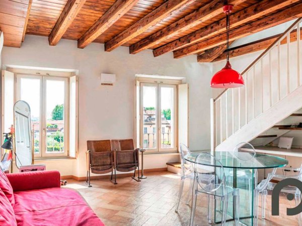appartamento in vendita a Milano in zona San Cristoforo