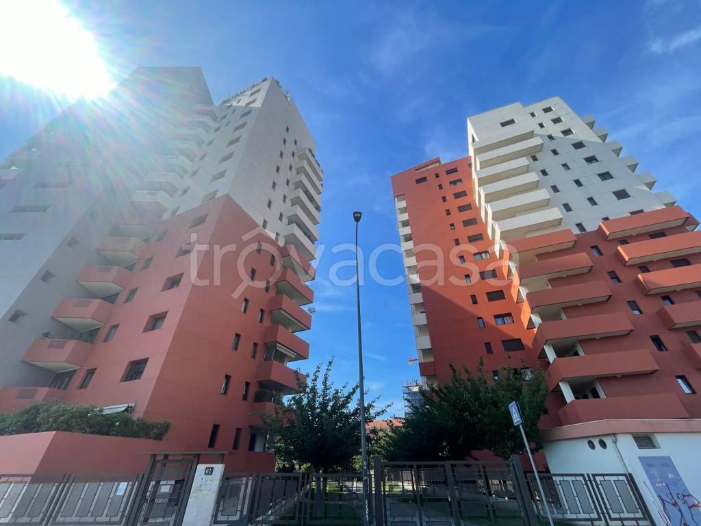 appartamento in vendita a Milano in zona Ghisolfa