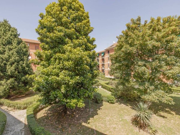 appartamento in vendita a Milano in zona Affori