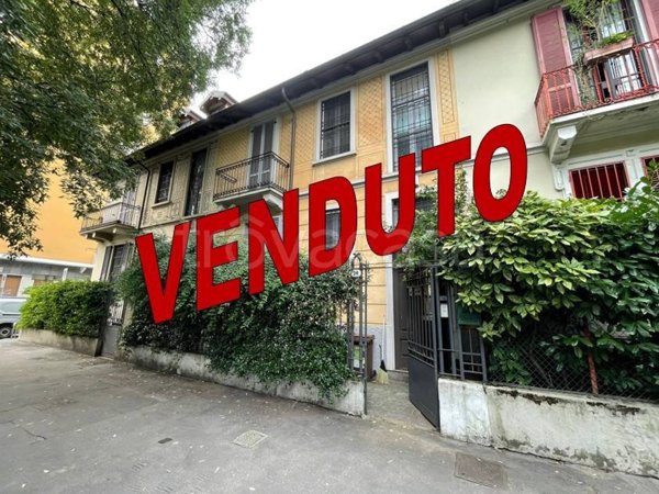 casa indipendente in vendita a Milano in zona Cadorna