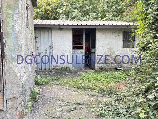 locale di sgombero in vendita a Milano in zona Chiesa Rossa