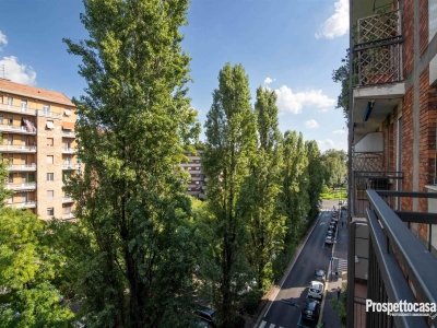 appartamento in vendita a Milano in zona Rembrandt