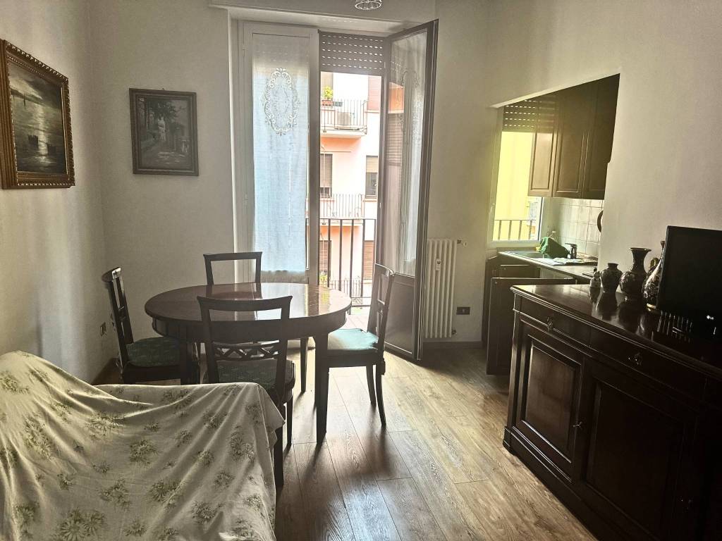 appartamento in vendita a Milano in zona Città Studi