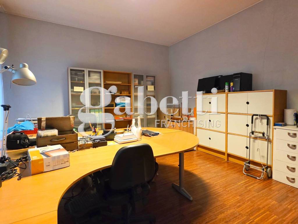 ufficio in vendita a Milano in zona Maggiolina