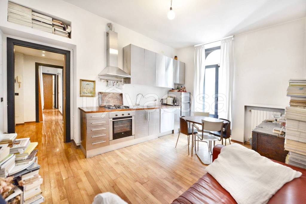 appartamento in vendita a Milano in zona Porta Venezia