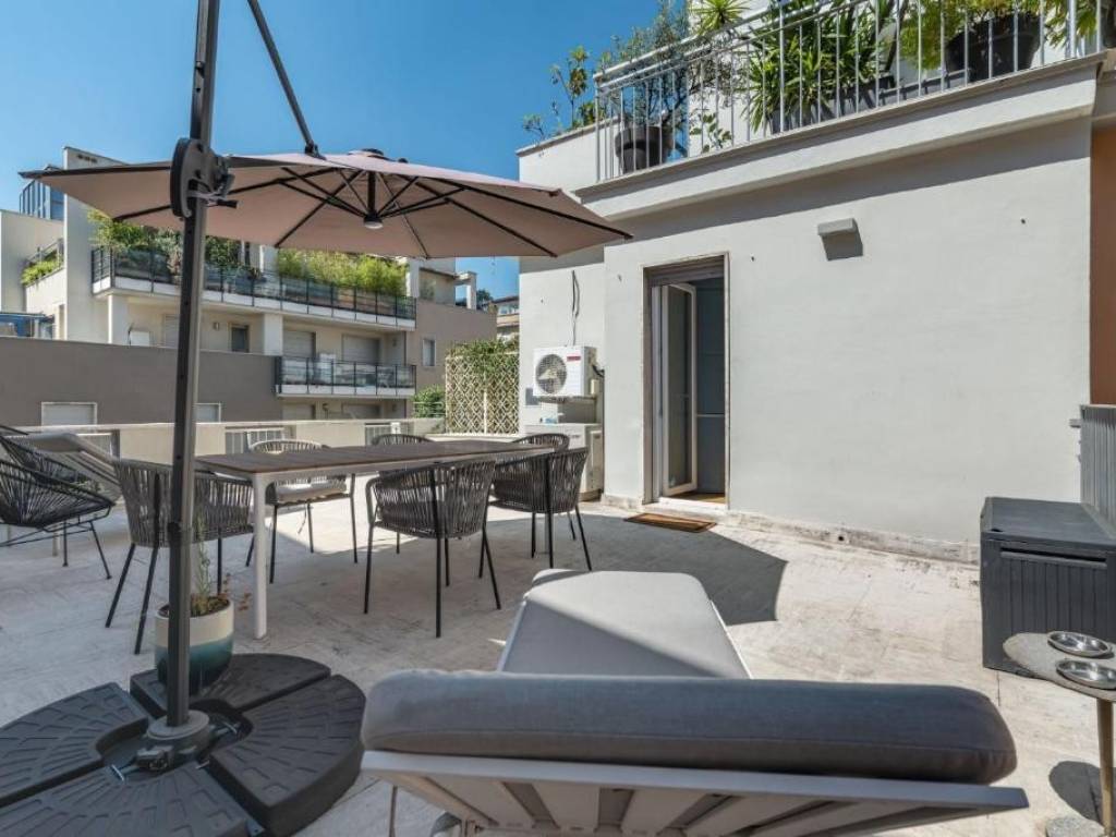 appartamento in vendita a Milano in zona Centro Direzionale
