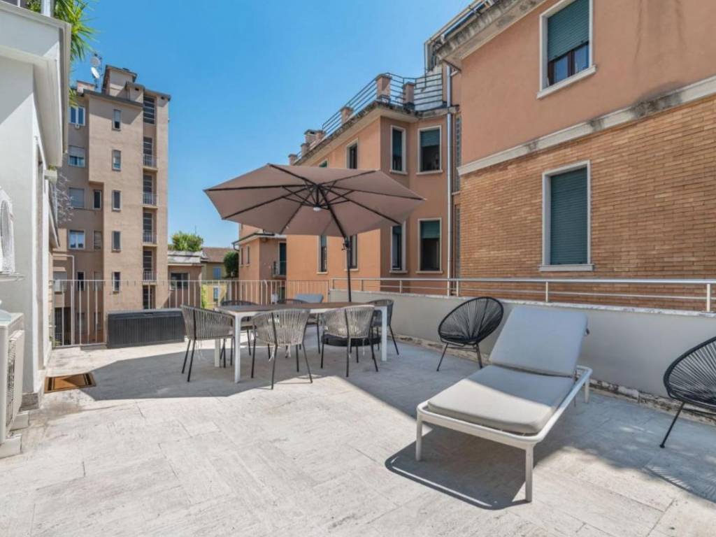 appartamento in vendita a Milano in zona Centro Direzionale