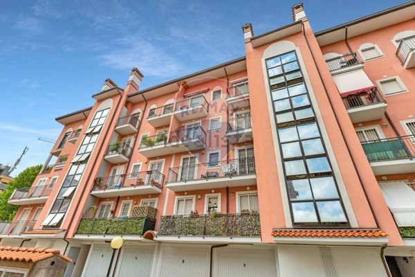 appartamento in vendita a Milano in zona Comasina