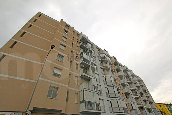 appartamento in vendita a Milano in zona Forlanini