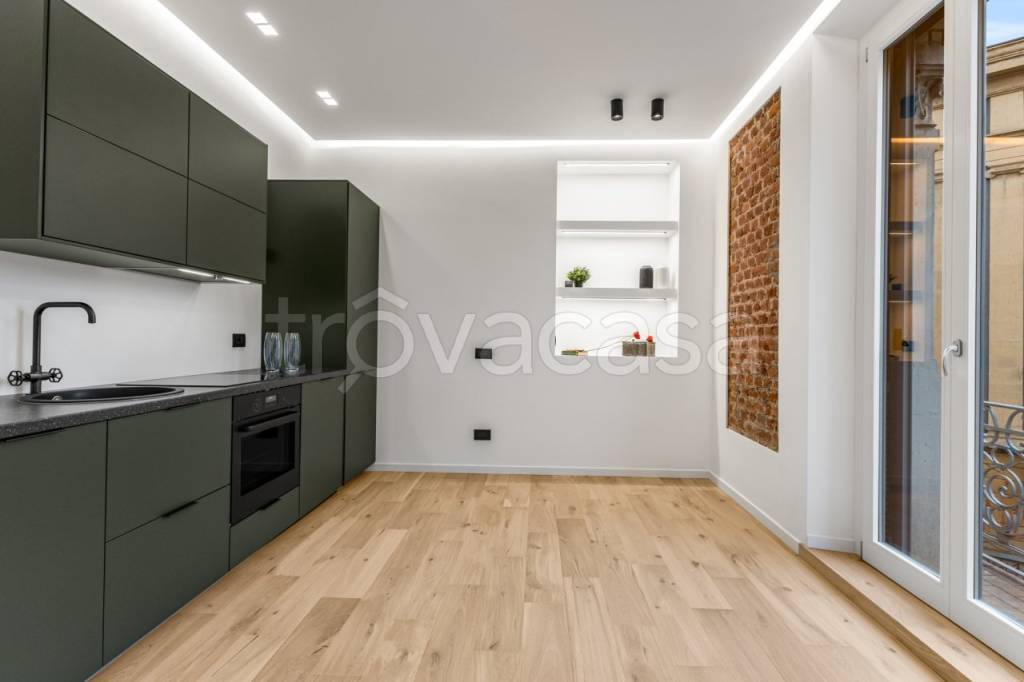 appartamento in vendita a Milano in zona Loreto