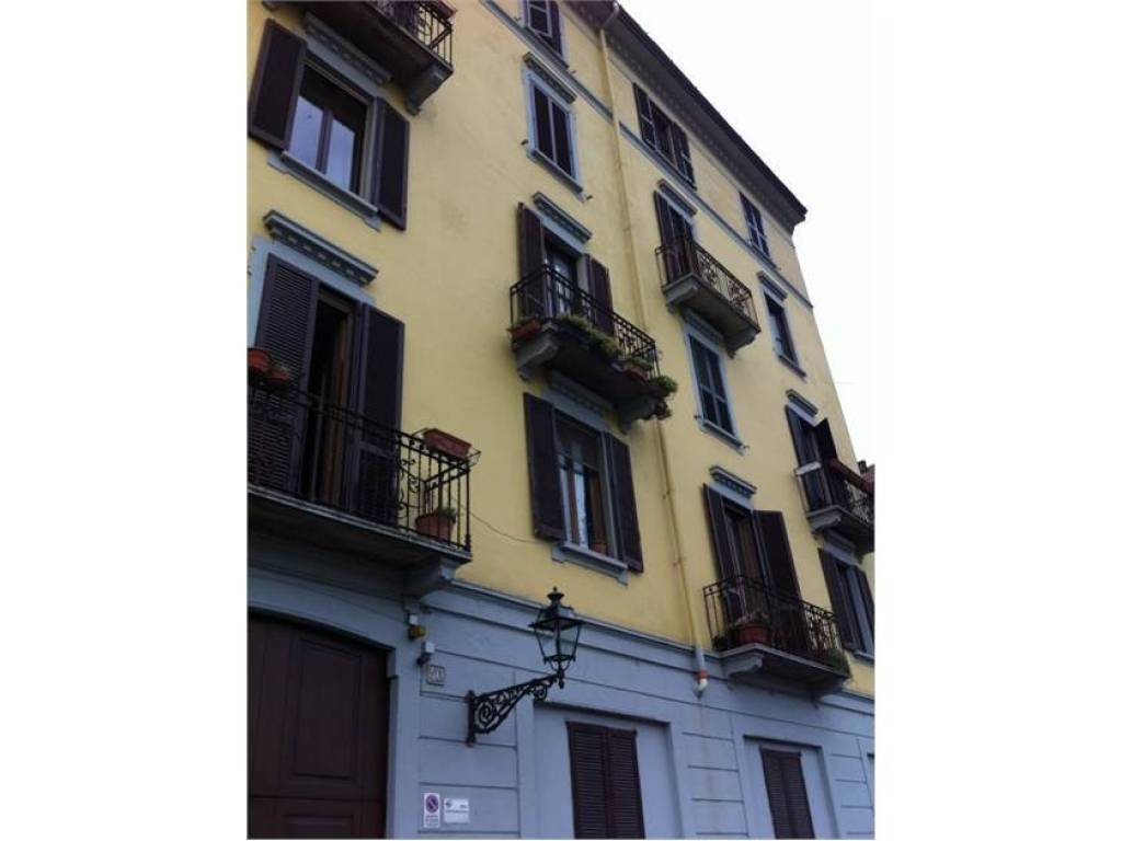 appartamento in vendita a Milano in zona Chiesa Rossa