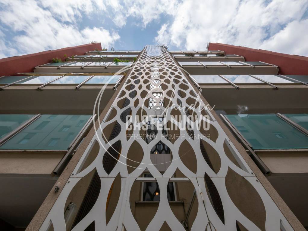 appartamento in vendita a Milano in zona Sempione