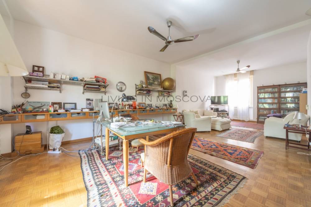 appartamento in vendita a Milano in zona Sempione