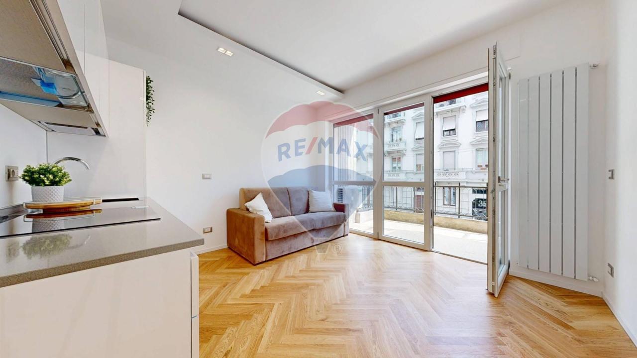 appartamento in vendita a Milano in zona Cinque Giornate