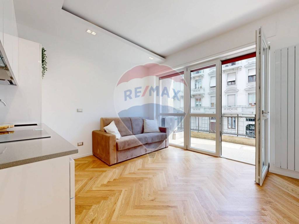 appartamento in vendita a Milano in zona Cinque Giornate