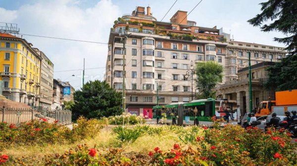 appartamento in vendita a Milano in zona Cinque Giornate