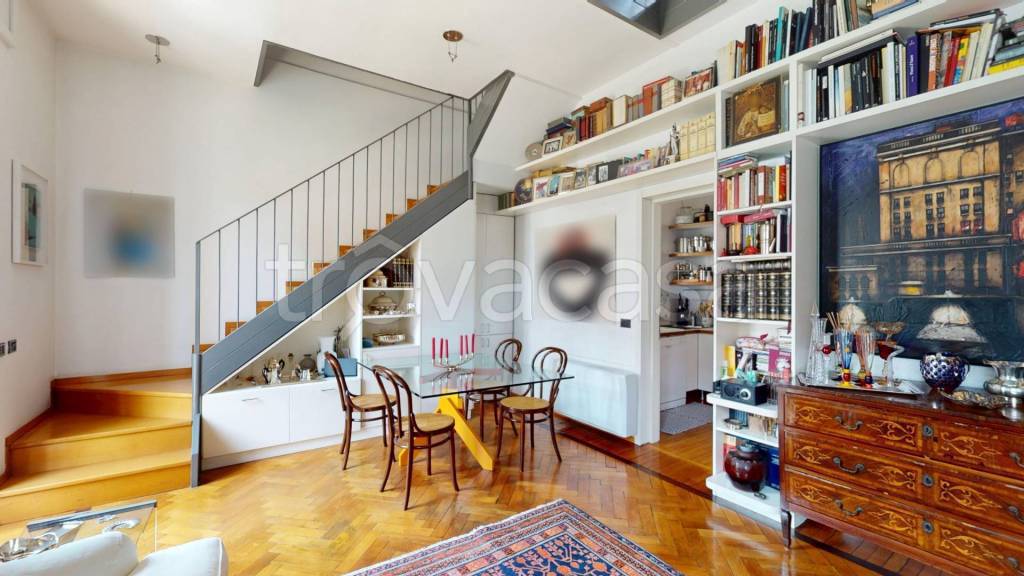 casa indipendente in vendita a Milano in zona Porta Vittoria