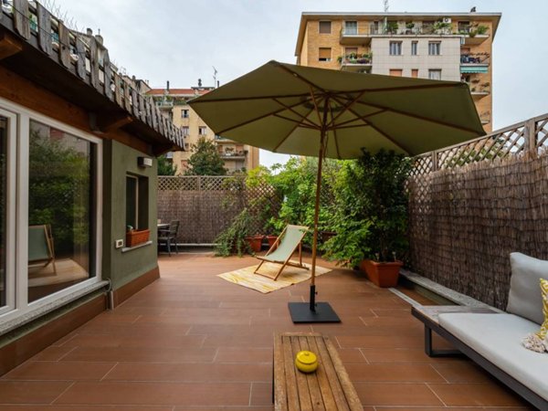 appartamento in vendita a Milano in zona Barona