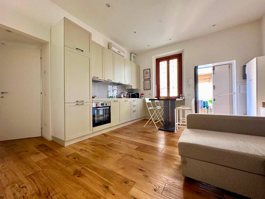 appartamento in vendita a Milano in zona Isola