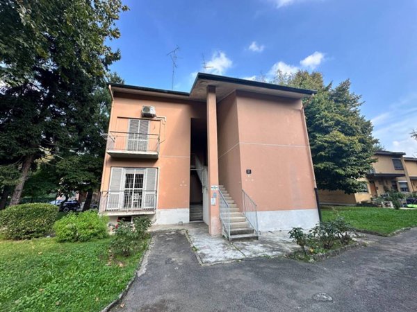 appartamento in vendita a Milano in zona Forlanini