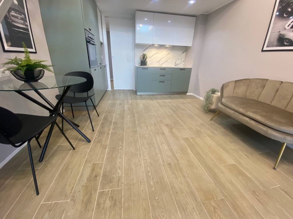 appartamento in vendita a Milano in zona Adriano
